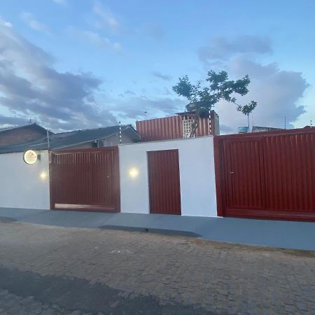 Container LB com garagem para carros de até 4,5M Boa Vista  Exterior foto